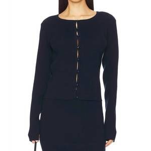 NEW SNDYS. odetta top in navy